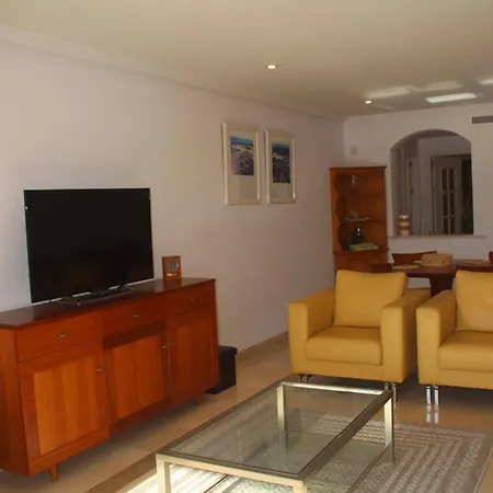 Garden In Arqueros Golf بينهافيس